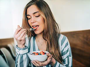 America's Fiber Deficit: Health Experts Sound Alarm Over Chronic Shortfall and Public Well-Being Risks