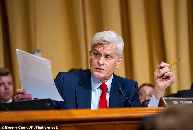Republican Rift Over Vaccine Policy as Marshall and Cassidy Condemn HHS Secretary's Approach