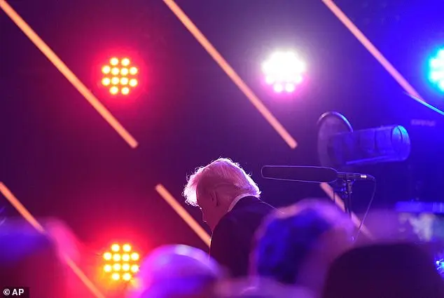 Melania Trump’s Elegance and MAGA Influence Take Center Stage at Star-Studded New Year’s Eve Party as Tensions Rise