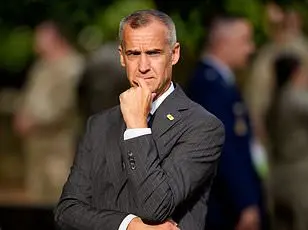 Trump's Immigration Enforcers Celebrate New Year's Eve with 'Ice Ice Baby' at Mar-a-Lago, Reigniting Policy Debates