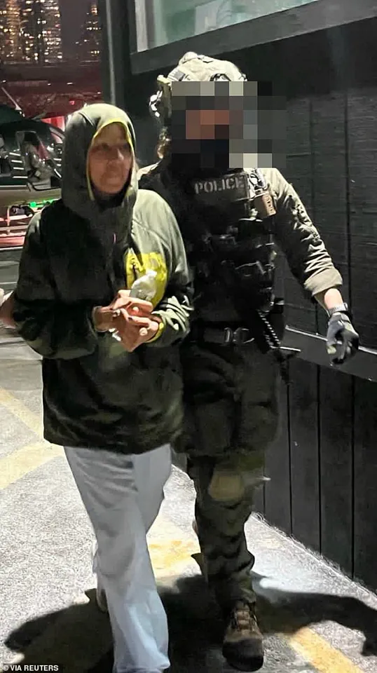 Cilia Flores, Wife of Nicolás Maduro, Appears in Court with Visible Injuries, Sparking Concern Among Legal Observers