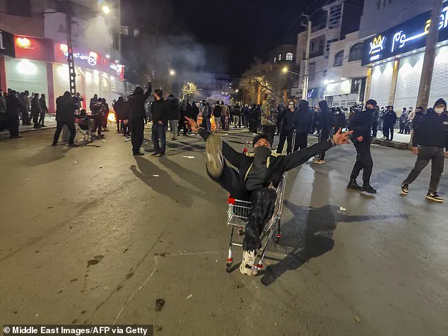 Iran's Economic Collapse: Protests Intensify as Rial Loses 90% Value and Bread Costs Skyrocket