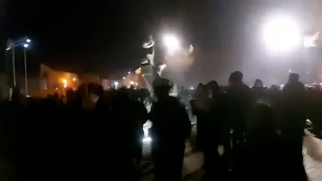 Iran's Economic Collapse: Protests Intensify as Rial Loses 90% Value and Bread Costs Skyrocket