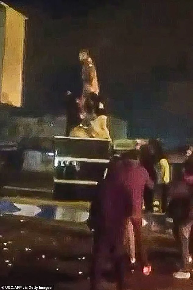 Iranian Protests Escalate to Largest Demonstrations as Government Intensifies Crackdown