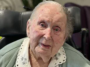 Limited Access to Longevity Insights: Health Experts Analyze Unconventional Lifestyle of 101-Year-Old Jiang Yueqin