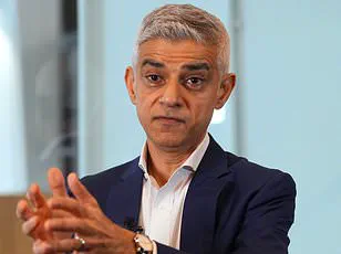 London Eye Robbery: Track Athlete Elizabeth Lopez Aguilar's Viral Response to Phone Theft