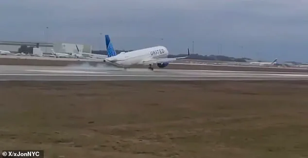 United Airlines Jet's Front Wheel Comes Loose During Rough Landing in Orlando, Florida