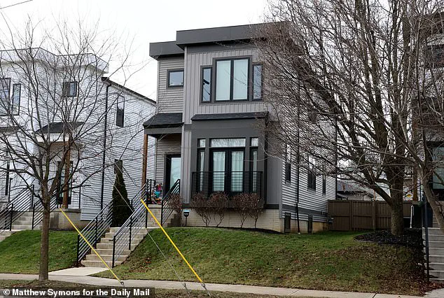 Ohio Dentist's Infant Left Alone Hours After Parents' Fatal Shooting in Columbus Home