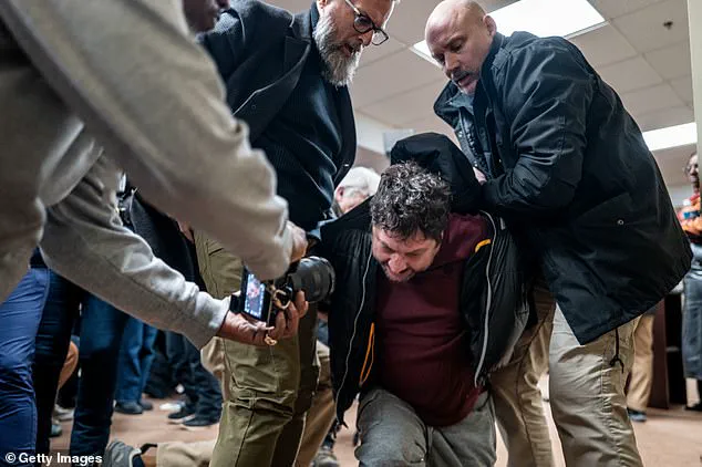 Minneapolis Town Hall Meeting Disrupted by Suspect Spraying Congresswoman Ilhan Omar with Vinegar-Like Liquid, Leading to Assault Charges