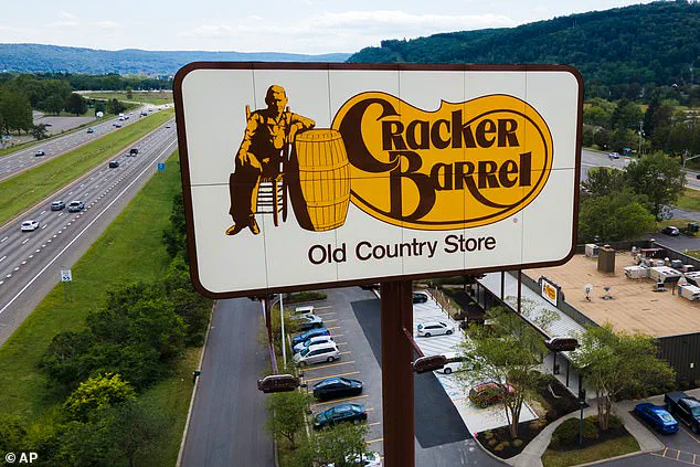 Cracker Barrel Implements Controversial Policy Requiring Employee Meals at Company Restaurants and Banning Alcohol Reimbursements Amid Cost-Cutting Measures