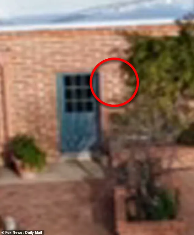 Missing Floodlight Linked to Ransom Note in Federal Search for Tucson Woman