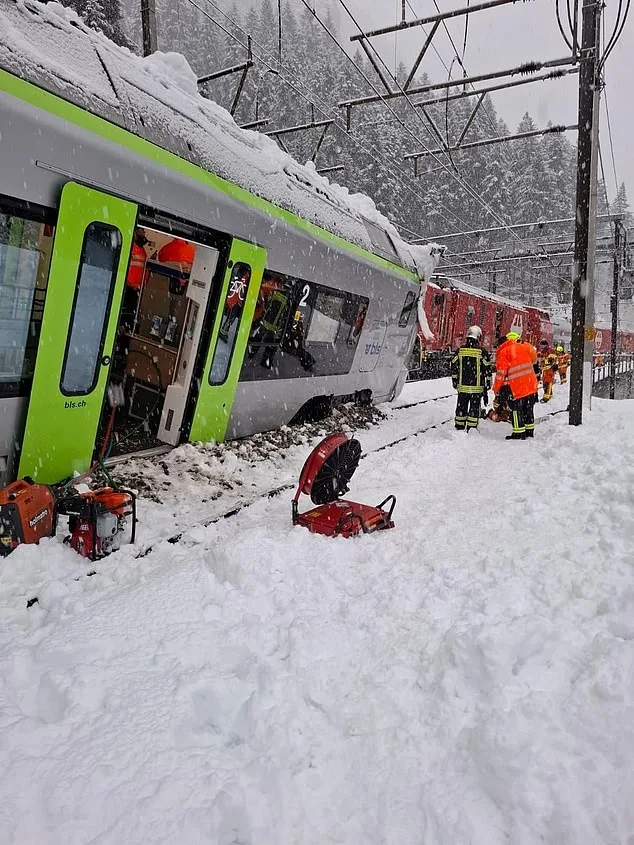 Swiss Train Derails After Avalanche Near Goppenstein; Five Injured