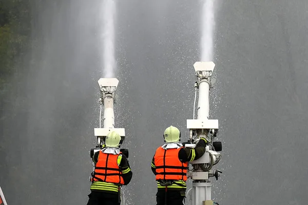 Drone Strike in Fujairah Causes Fire; Authorities Contain Blaze as Regional Tensions Rise