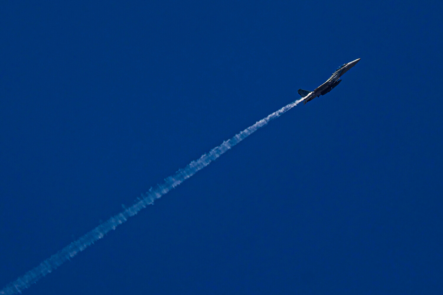 Israeli Forces Strike Alleged Nuclear Site Near Tehran, Heightening Israel-Iran Tensions