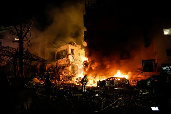 Iran Launches Coordinated Attacks on Israeli Cities and U.S. Bases in Kuwait, Escalating Regional Tensions