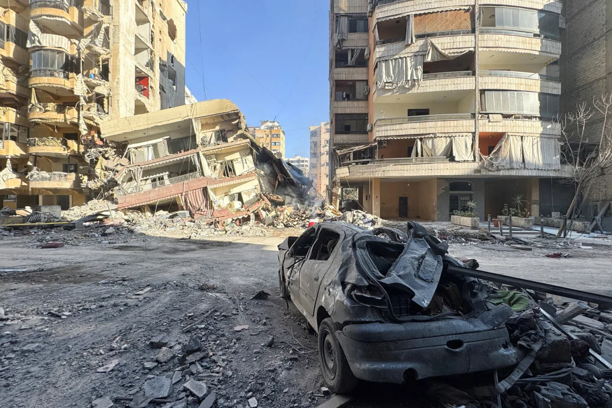 Israeli Military Launches Intensive Strikes Against Hezbollah in Lebanon, Targeting Over 700 Sites