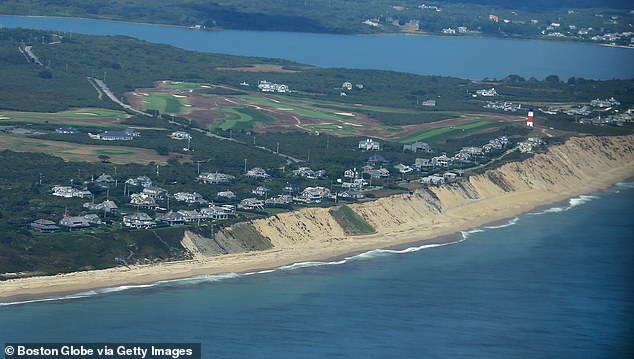 Nantucket Residents Demand Stricter Measures as Sconset Bluff Walk Privacy Debate Heats Up