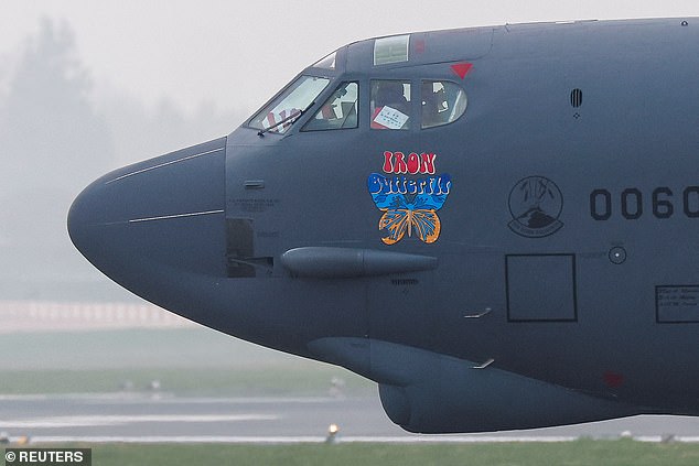 US B-52s Arrive in UK as Transatlantic Military Cooperation Intensifies Amid Iran Tensions