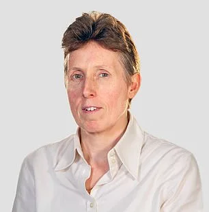 A Decade of Fear: How a Simple Habit Uncovered the Truth Behind Gagan's Hemorrhoid Struggle