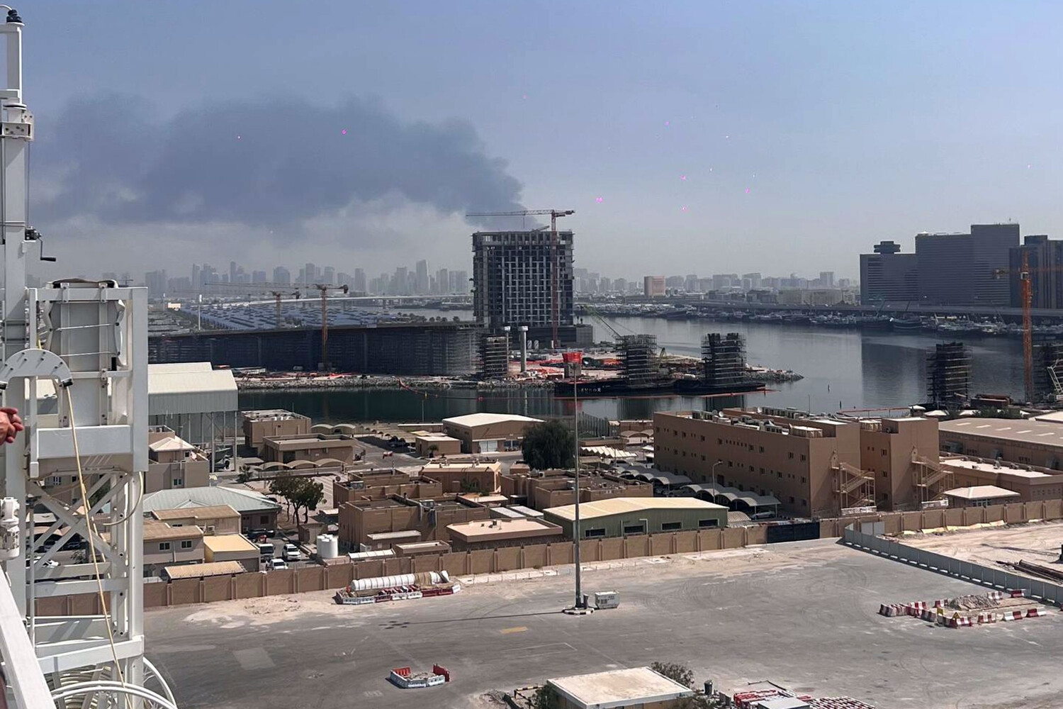 Explosions Rock Dubai Amid IRGC Claims; Officials Yet to Confirm Cause