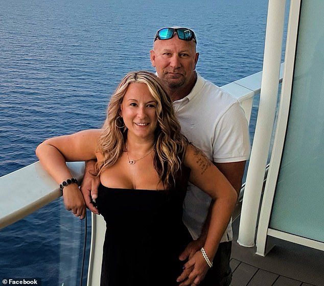 Tragic Aftermath of Tummy Tuck Leads to Hospice Care for TikTok Mom Rachel Tussey as Medical Scrutiny Intensifies