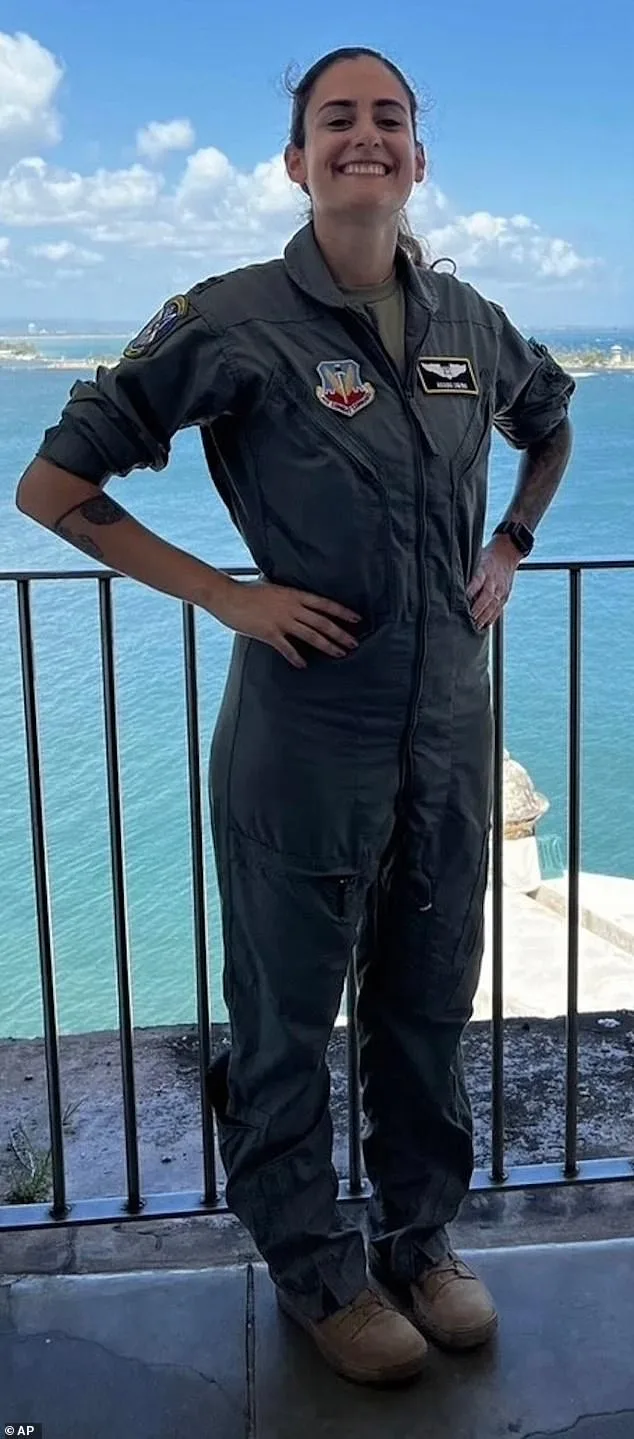 Six US Service Members Killed in Iraqi Crash; Two Women Hailed as 'American Heroes' by Pentagon