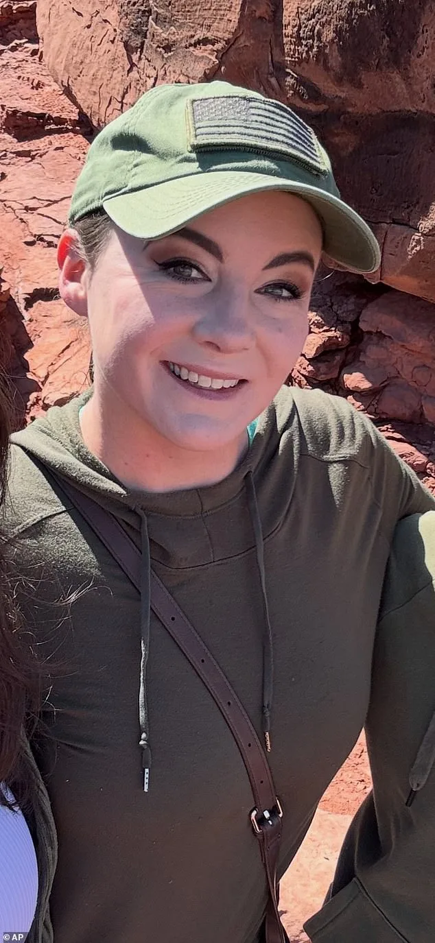 Six US Service Members Killed in Iraqi Crash; Two Women Hailed as 'American Heroes' by Pentagon