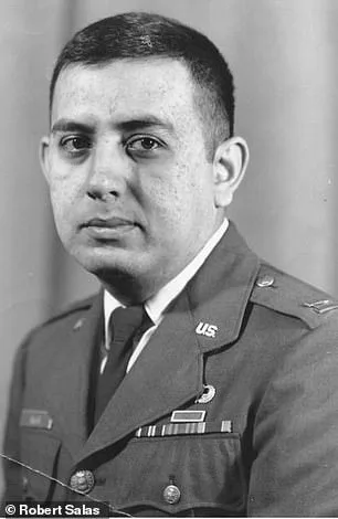 UFOs and the Cold War: Mysterious Lights Stopped Nuclear Missiles in 1967