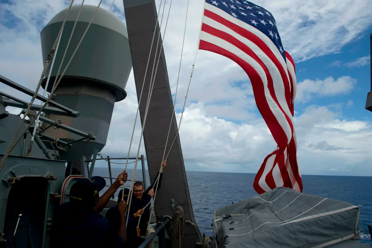 IRGC Claims Missile Strike on U.S. Fifth Fleet, Heightening Mideast Tensions