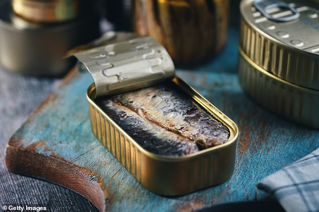 Sardine Fast Gains Popularity as Weight Loss Hack, But Health Experts Warn of Risks
