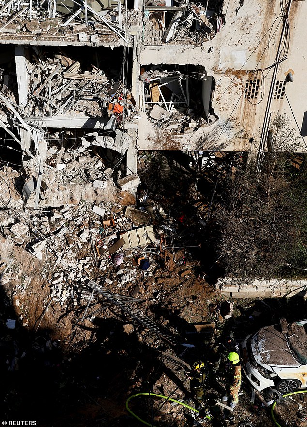 Iran's Missile Strikes on Tel Aviv Defy Trump's Optimism, Escalating Tensions Over Hormuz