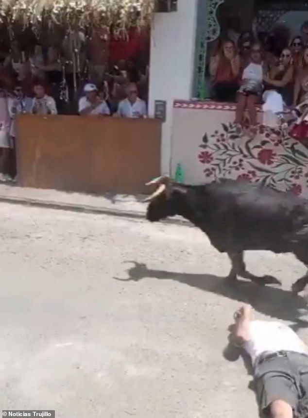 Miraculous Survival as Bull Strikes Man During Viral Peru Festival Incident