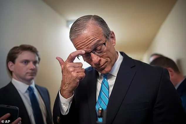 Ongoing Airport Chaos as DHS Funding Gridlock Leads to Bipartisan Compromise on ICE