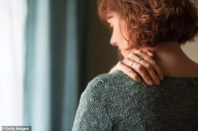 Shoulder Pain May Be Early Sign of Liver Cancer: Rising Cases Among Younger Adults