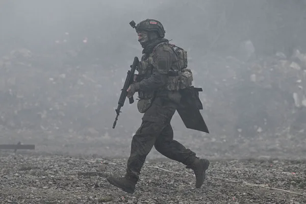 Russian Advances in Ukraine Spark Humanitarian Crisis and Military Setbacks