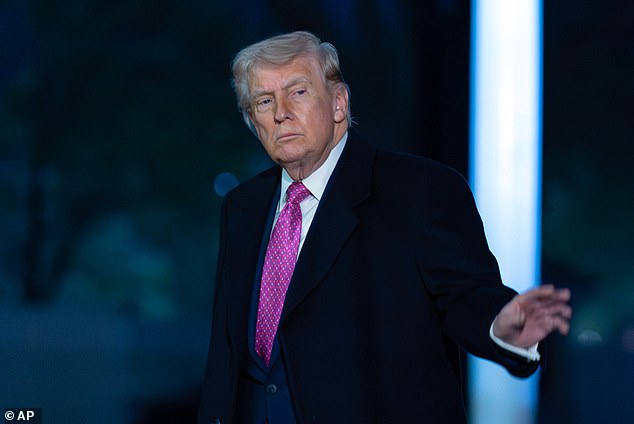 Trump Says U.S.-Iran Deal Could Be Reached Soon as Iran Eases Hormuz Restrictions