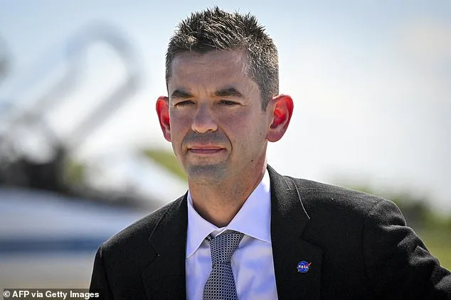 NASA Administrator Claims 90% Chance Mars Samples Could Prove Microbial Life