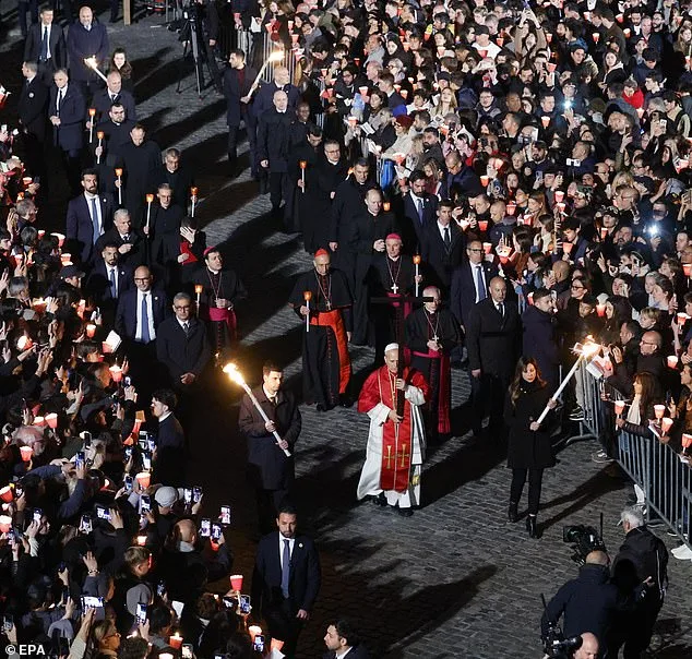 Pope Leo XIV Leads Historic Good Friday Procession at Colosseum, Carrying Cross for First Time in Decades
