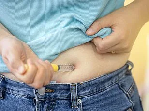 Hidden Health Risks of Weight-Loss Drugs Exposed Through Reddit Analysis