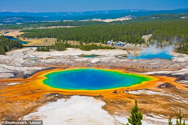Yellowstone's Geological Time Bomb: Shallow Magma System Revealed in New Study