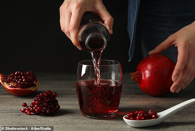 Choose Pomegranate or Cranberry Juice for Heart Health and UTI Protection