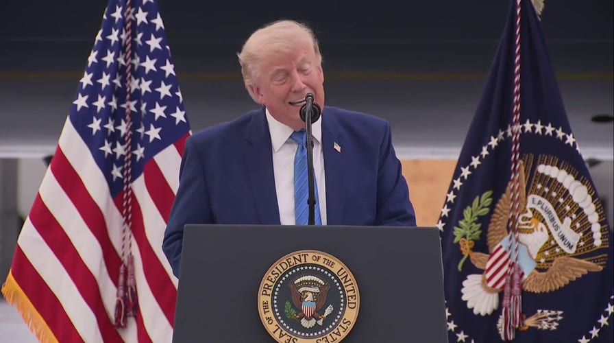 Trump Unveils Massive Restored Boeing 747 as Temporary Air Force One