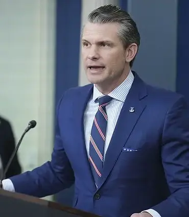 Defense Secretary Pete Hegseth Discusses DEI Practices and Fatal Plane Crash in D.C.