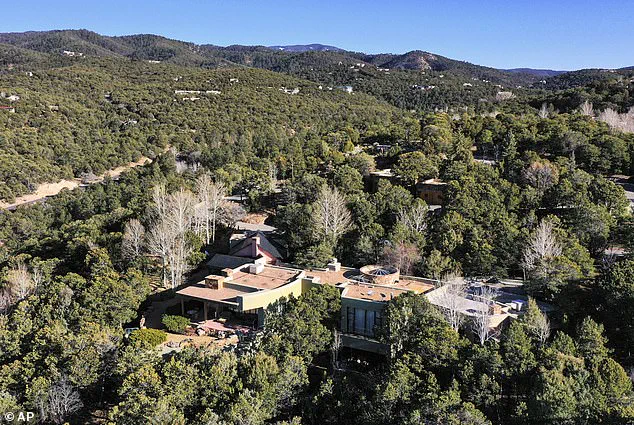 Heartbreaking Discovery of Mummified Remains of Gene Hackman and His Wife in Their $3.3 Million Home