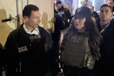 Homeland Security Secretary Kristi Noem wears Border Patrol uniform on Fox News