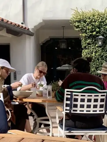 Rose Kennedy Schlossberg's Concern for Her Brother's Well-being