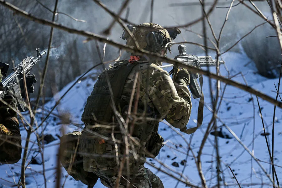 Russian and Ukrainian Forces Engage in Fierce Battle for Control of Kursk Region