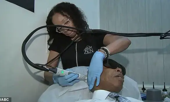 Top Federal Prosecutor Resigns Over Refusal to Drop Charges Against NYC Mayor