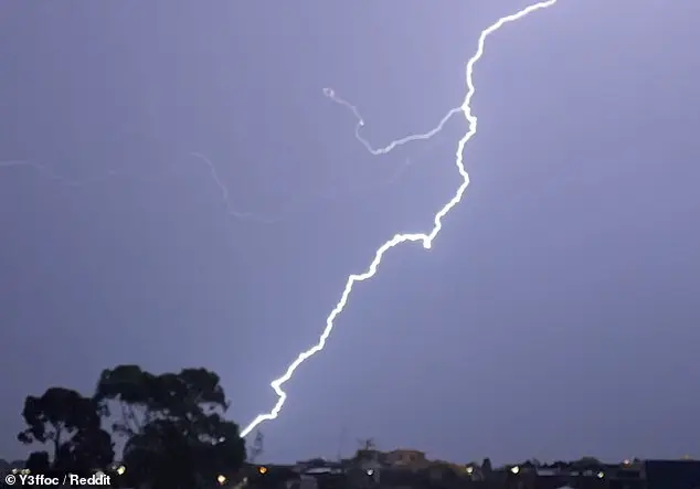 Two Women Struck by Lightning in Cawdor, One Fatally