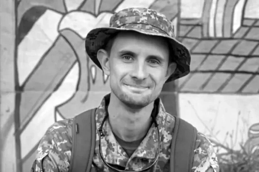 Ukrainian Actor Alexei Самойленко: A Talented Artist and Brave Soldier